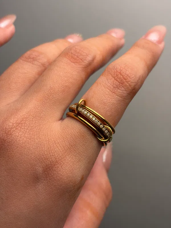Solenne Ring