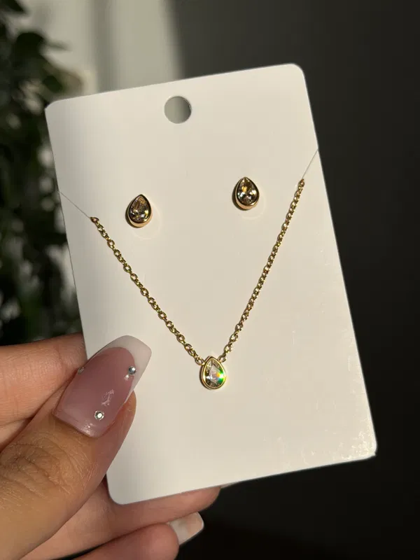 Riva Teardrop Set (Necklace + Earrings)