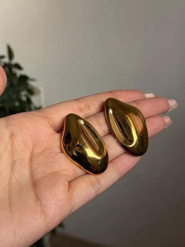 Zuri Sculpted Earrings