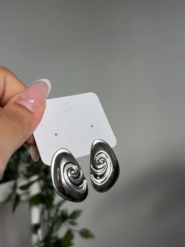 Vortex Stud Earrings silver