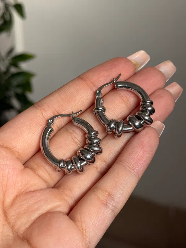 Sora Hoop Earrings