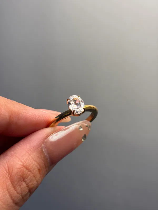 Amelie Solitaire Ring 💍