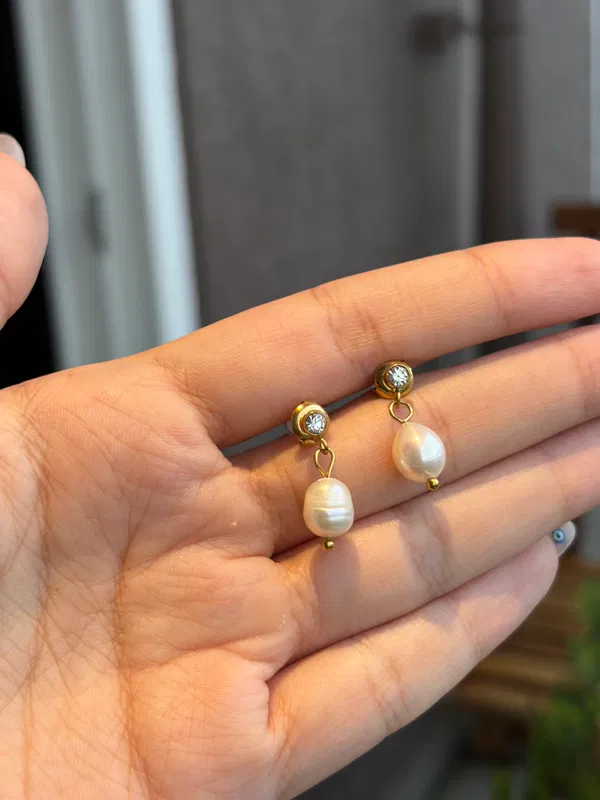 Pearl Drop Earrings