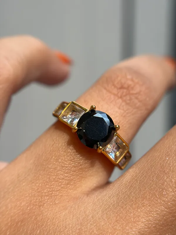 Vantelle Ring