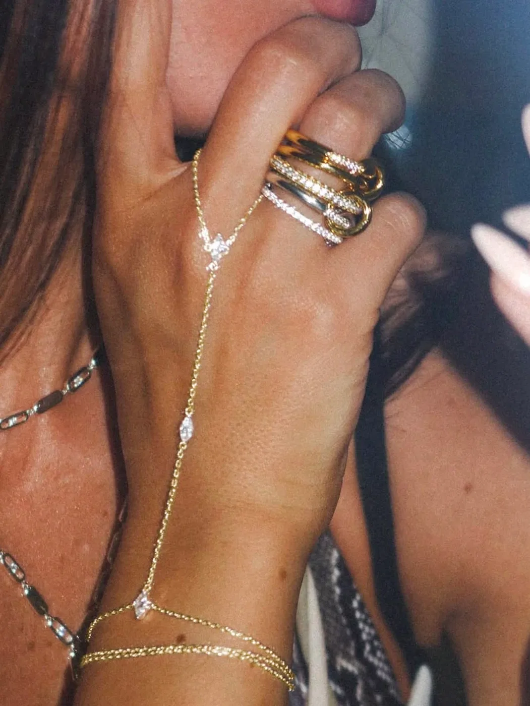 Hand Chains ✨