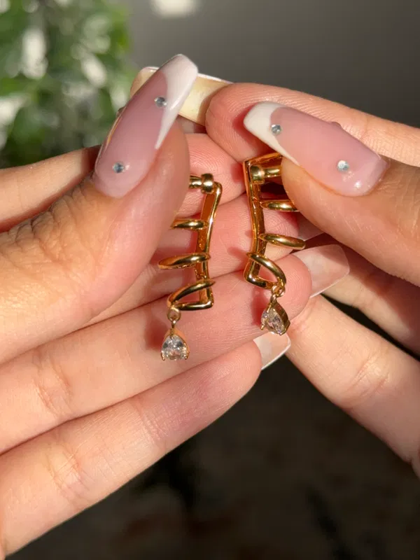 Veya Drop Ear Cuff (Pair)