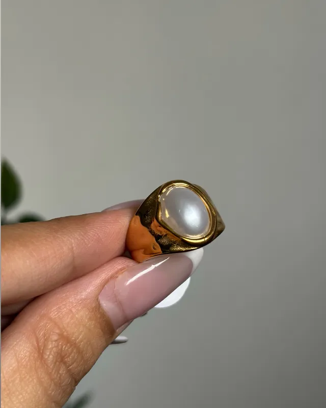 Pearl Signet Ring